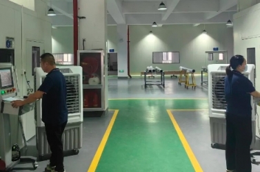 七月盛景：產(chǎn)銷兩旺 涂層新篇 慰問暖心